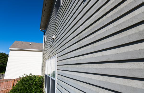 Cost of Vinyl Siding Panel Replacement in El Dorado Hills